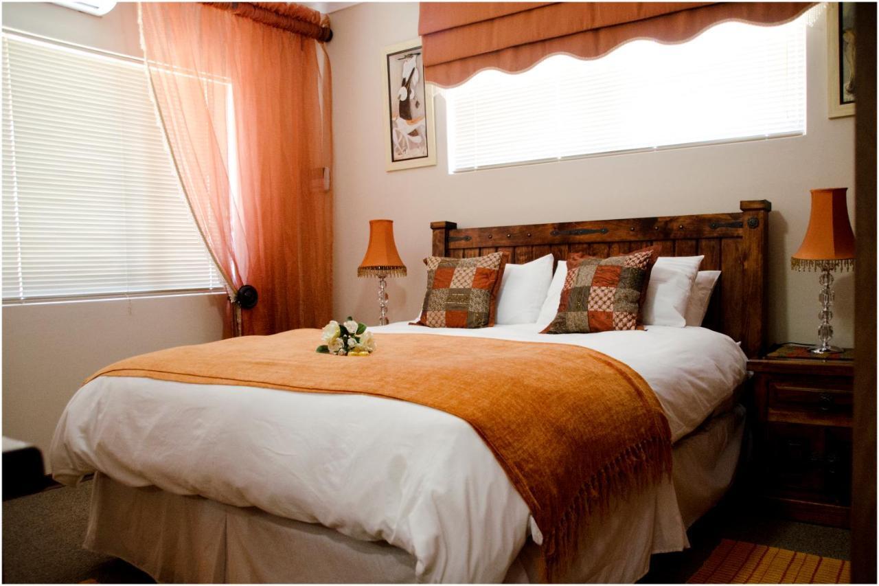 Villa Rose Cottages 블룸폰테인 외부 사진