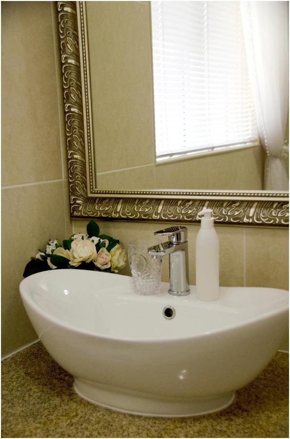 Villa Rose Cottages 블룸폰테인 외부 사진